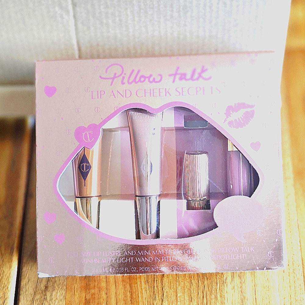 NEW! Charlotte Tilbury Pillow Talk Lip And Cheek Secrets Set